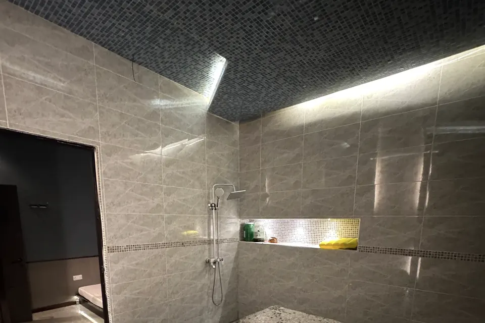 The Moroccan bath wet room